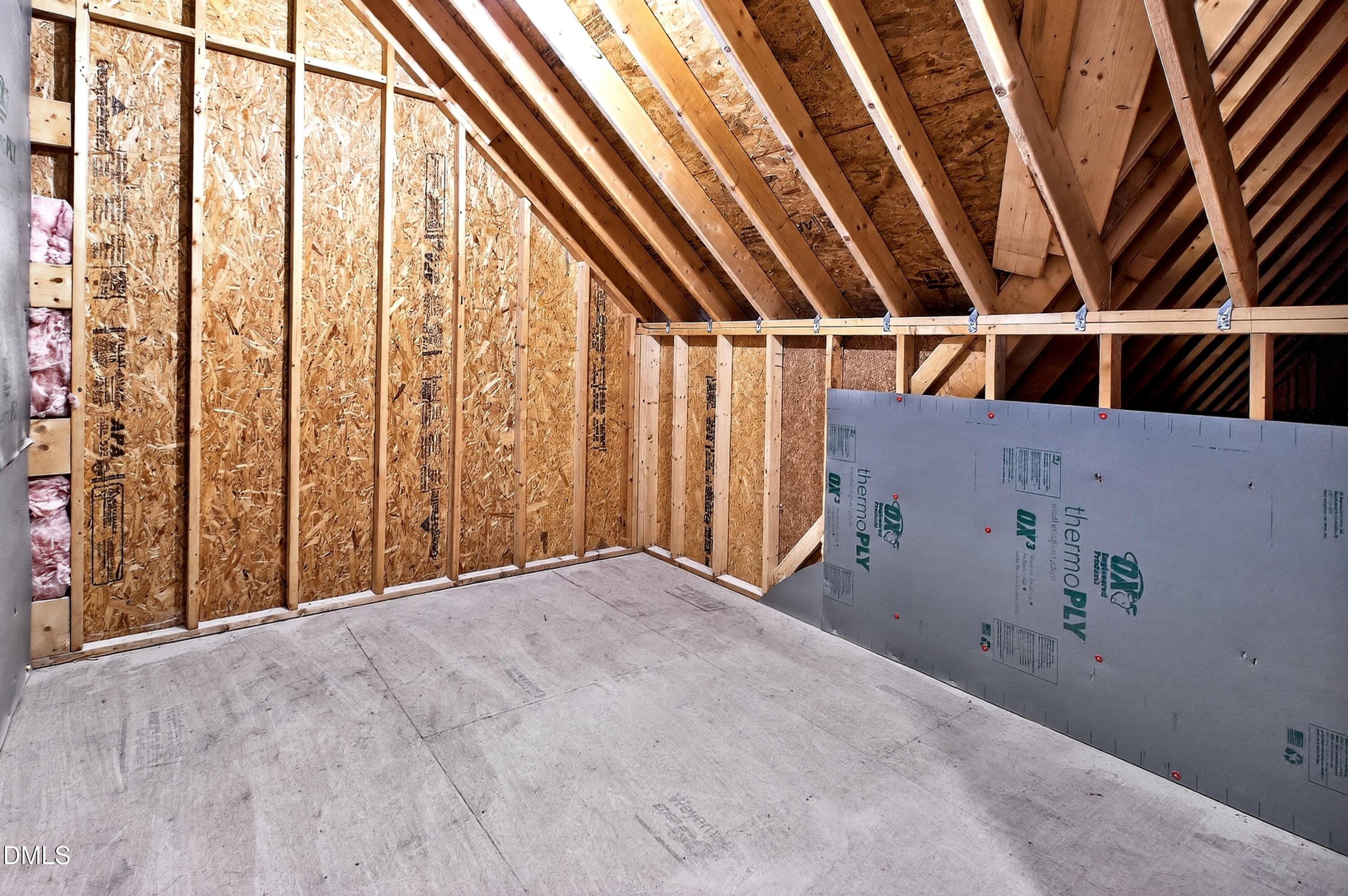 105 Edenburgh Road Raleigh, NC 27608 - Photo 58 of 83 105 Edenburgh (64)