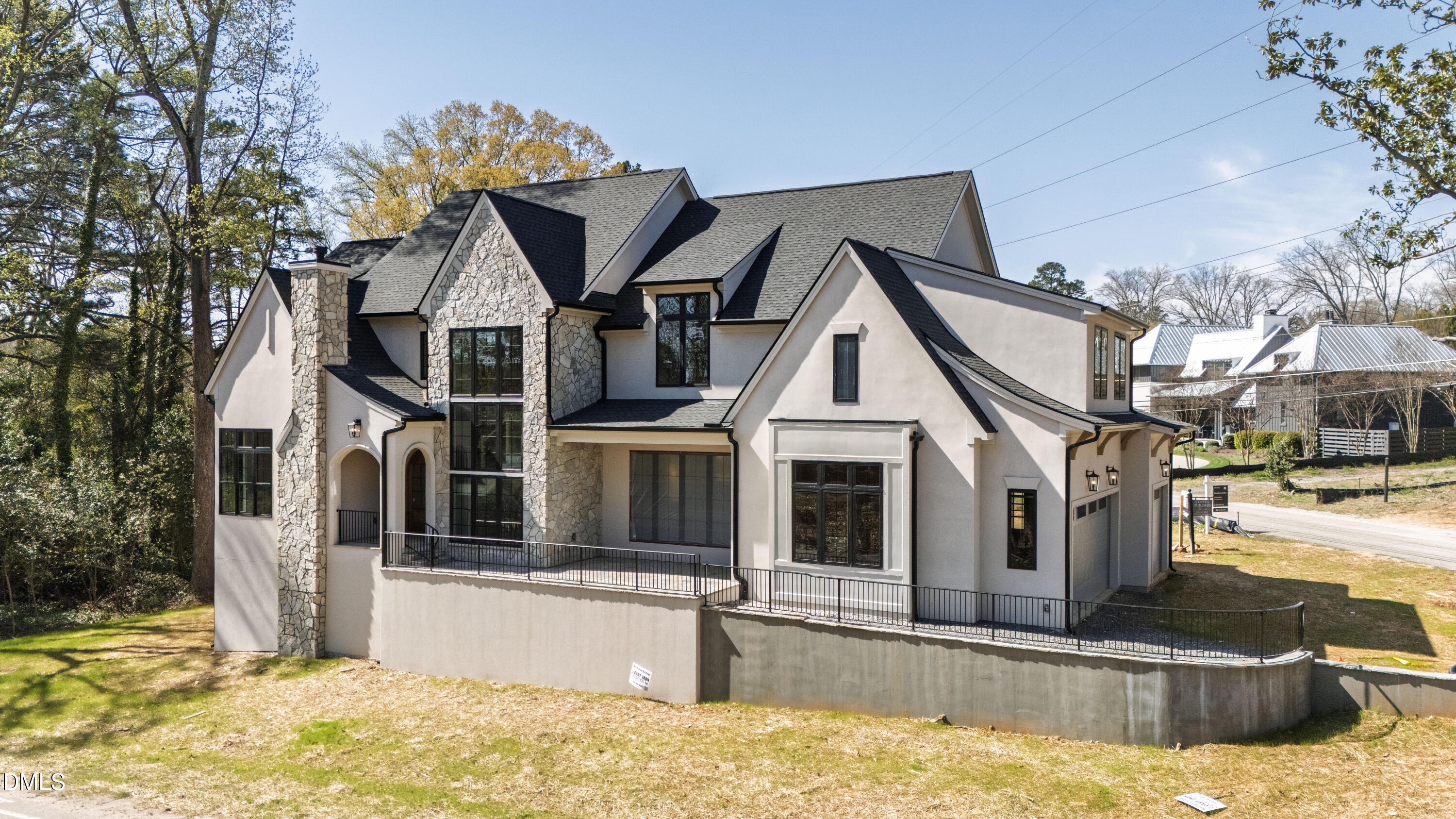 105 Edenburgh Road Raleigh, NC 27608 - Photo 77 of 83 105 Edenburgh (7)