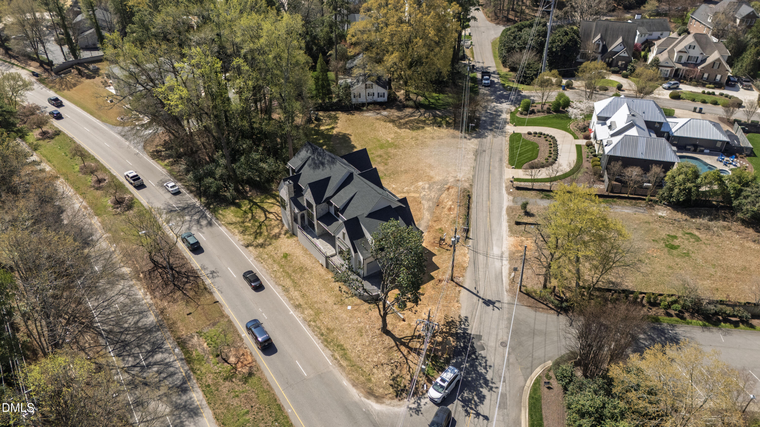 105 Edenburgh Road Raleigh, NC 27608 - Photo 79 of 83 105 Edenburgh (4)