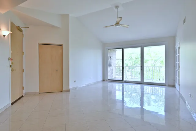 $475,000 | 1745 Pavilion Way, Unit 502, Park Ridge, IL 60068