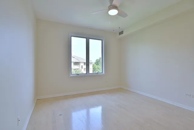 $475,000 | 1745 Pavilion Way, Unit 502, Park Ridge, IL 60068