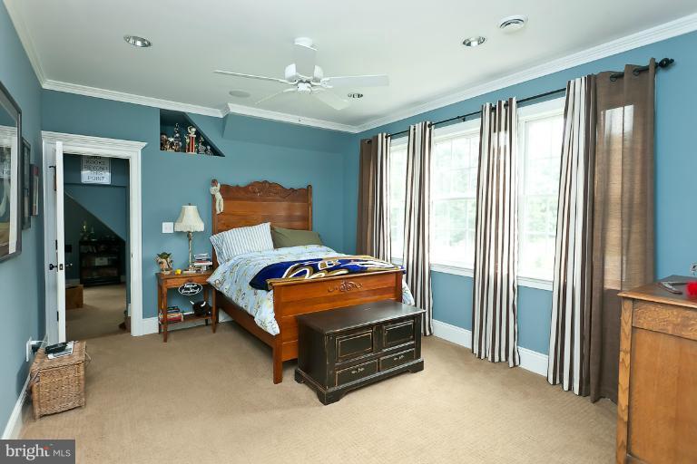 319 South Wind Road Towson, MD 21204 - Photo 15 of 26 Bedroom 2