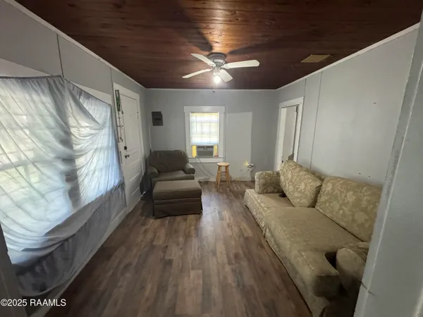 $49,900 | 115 South Miles Street, Abbeville, LA 70510