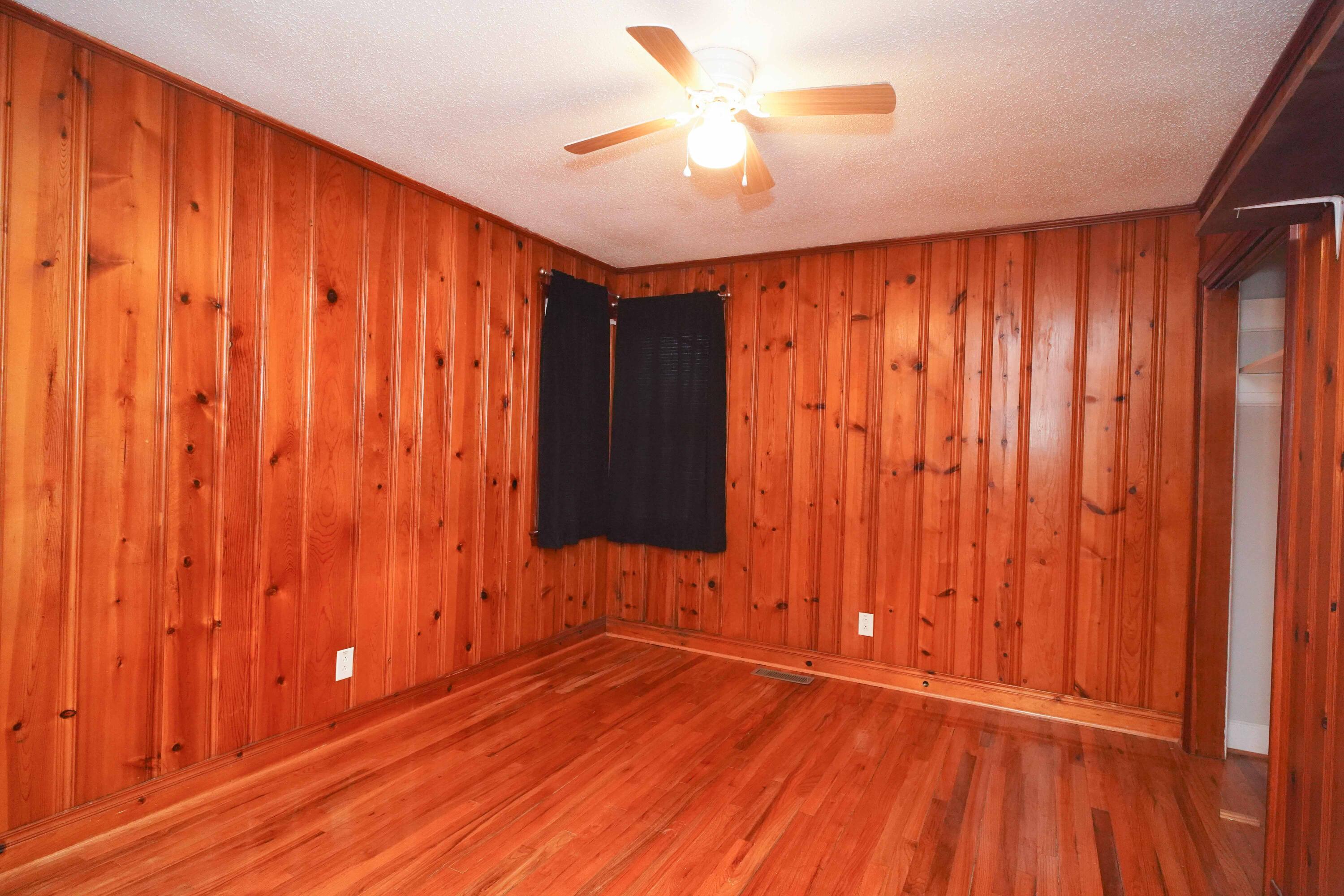 4323 Willis Pond Road Williston, SC 29853 - Photo 11 of 16 Gallery Image 11