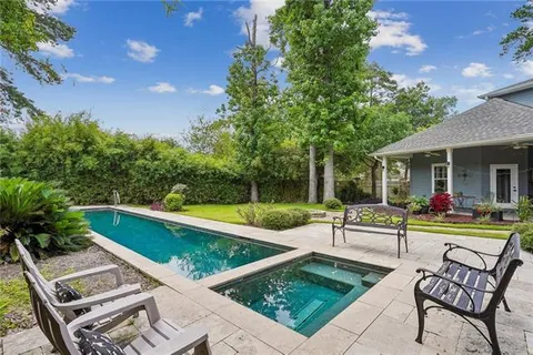 $749,900 | 304 Vine Court, Mandeville, LA 70448