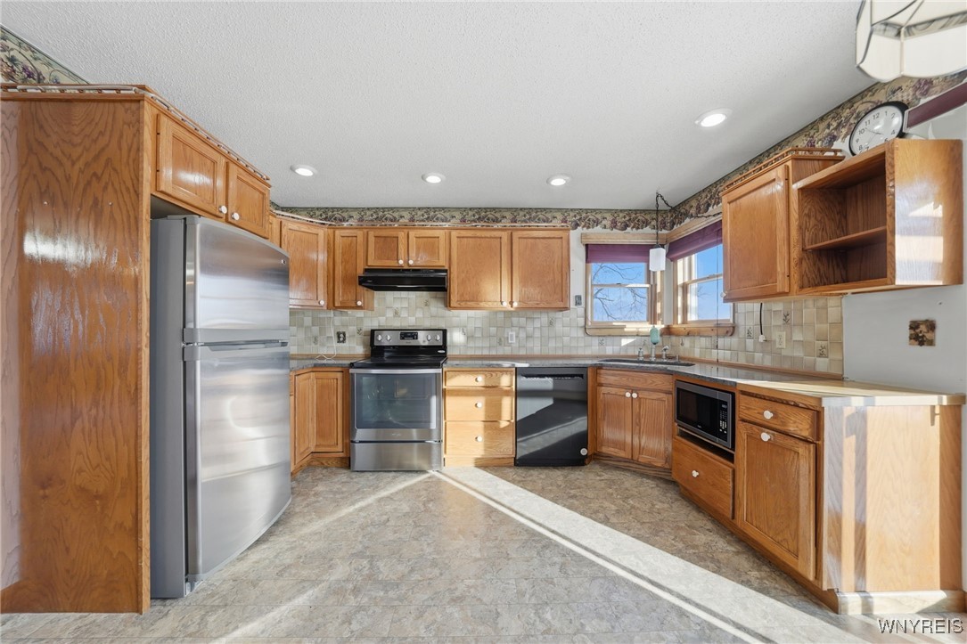 10259 Warner Gulf Road Sardinia, NY 14080 - Photo 9 of 34 Kitchen