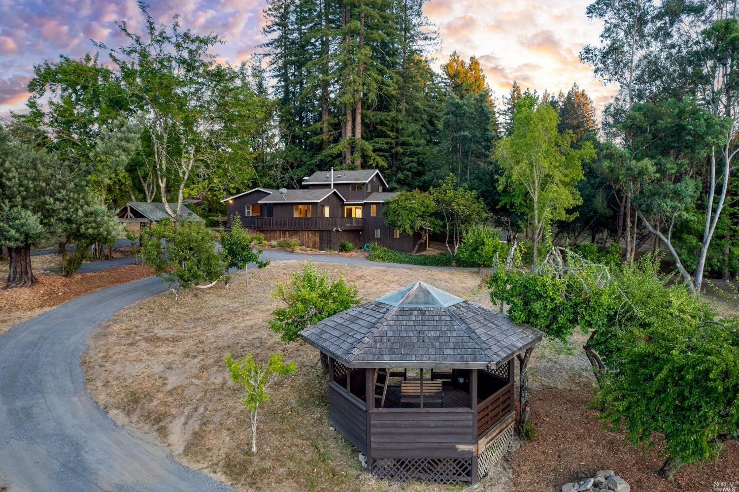 11850 Peaks Pike Road Sebastopol, CA 95472 - Photo 1 of 1