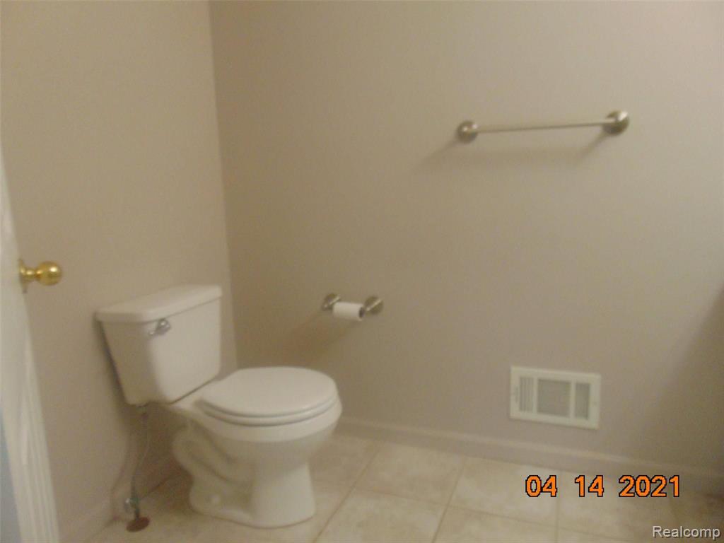 3639 Briarbrooke Lane Rochester, MI 48306 - Photo 10 of 25