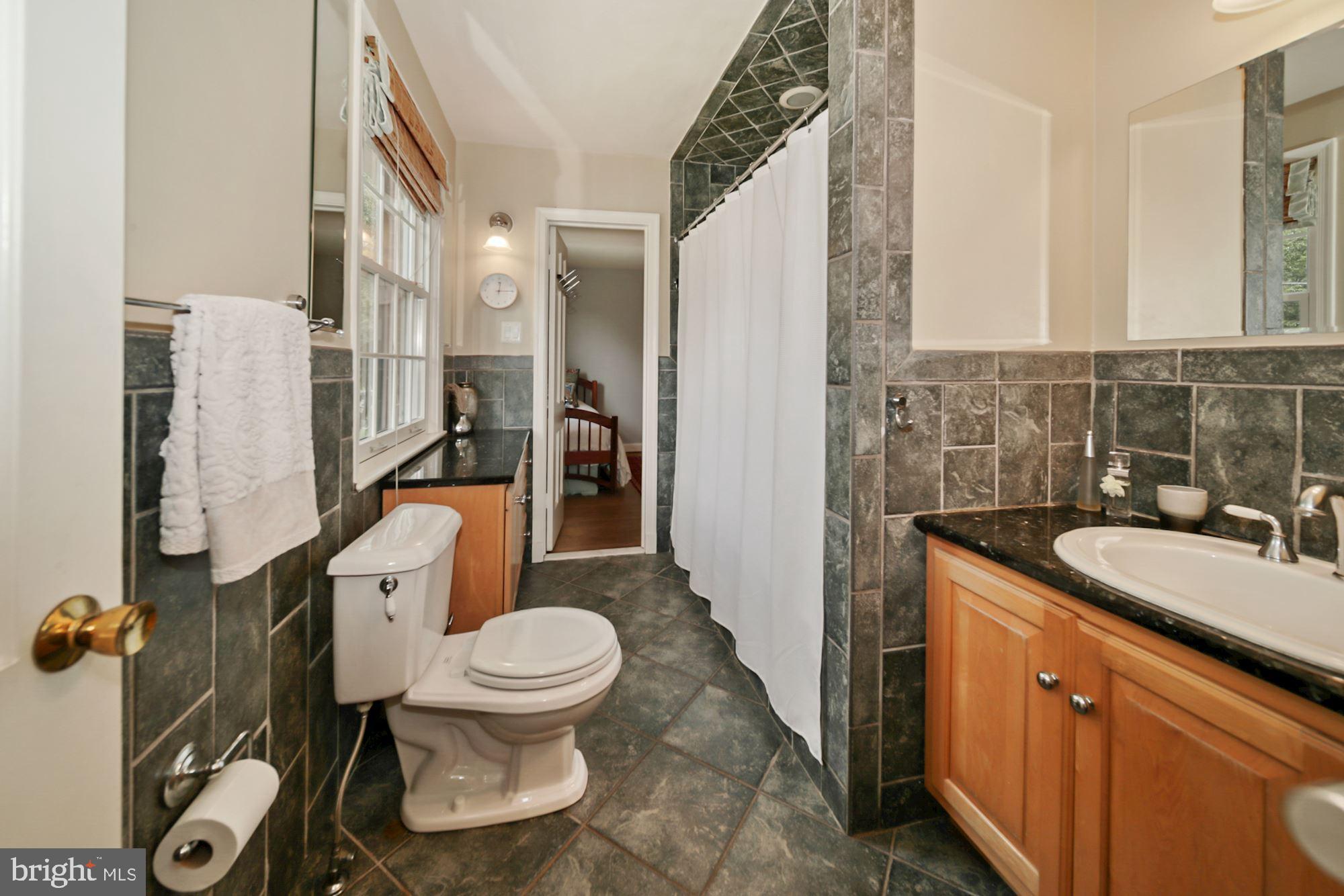6002 Winnebago Road Bethesda, MD 20816 - Photo 21 of 54 Primary bath - access to BR2