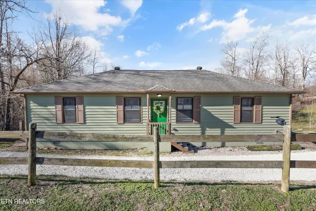 $275,000 | 2719 Oak Grove Road, Rocky Top, TN 37769