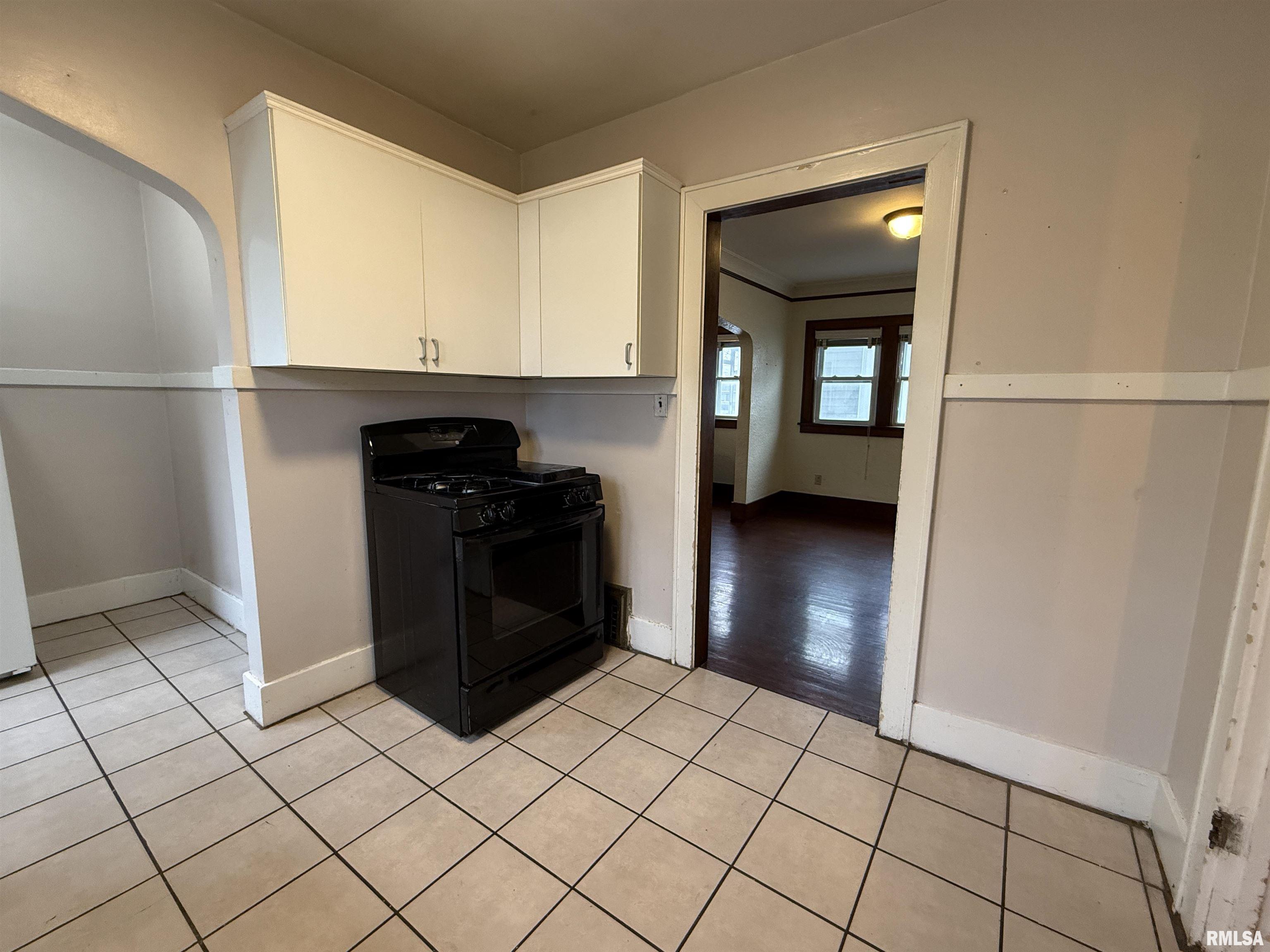 3011 North Delaware Street Peoria, IL 61603 - Photo 15 of 41