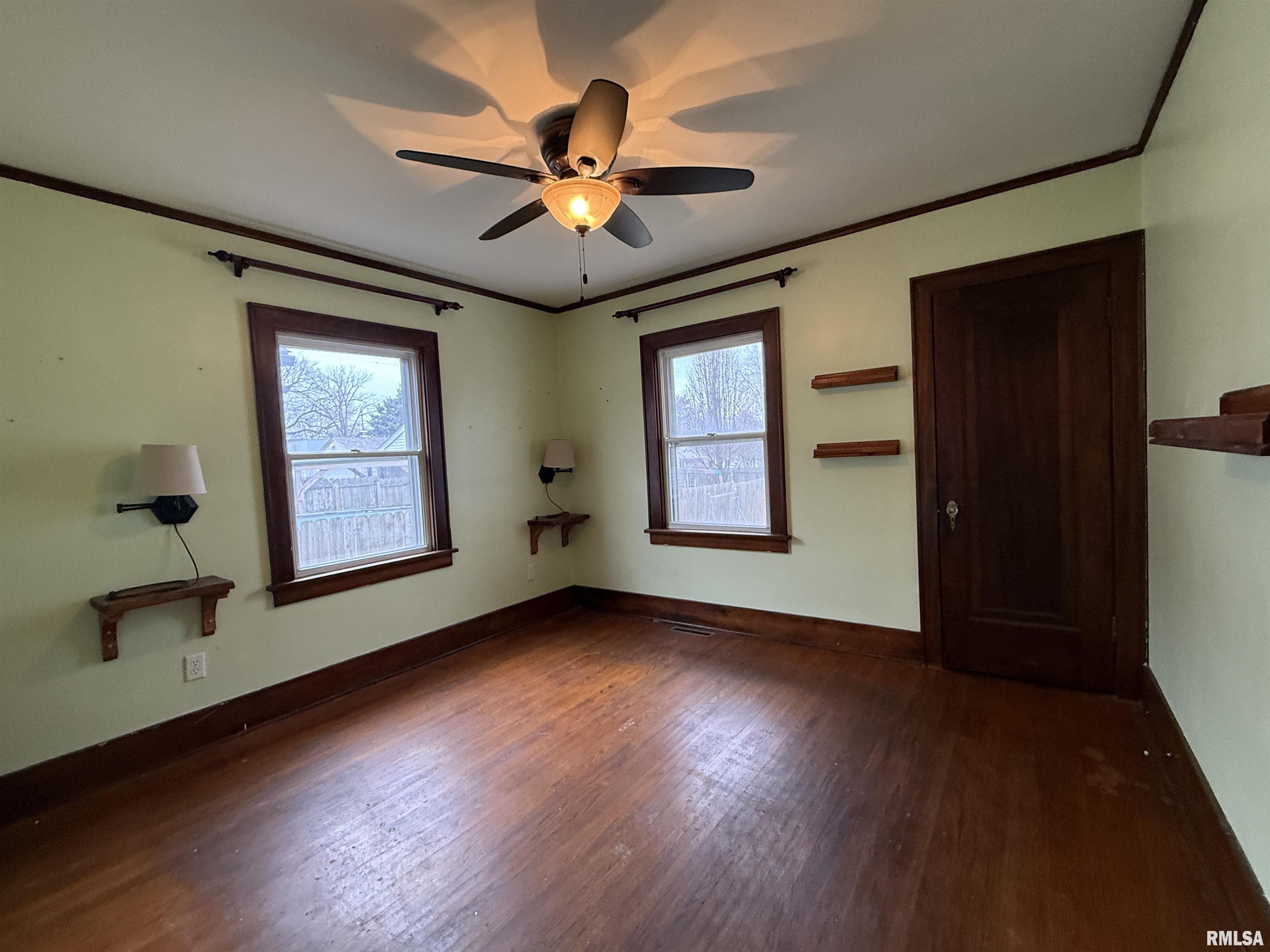 3011 North Delaware Street Peoria, IL 61603 - Photo 17 of 41