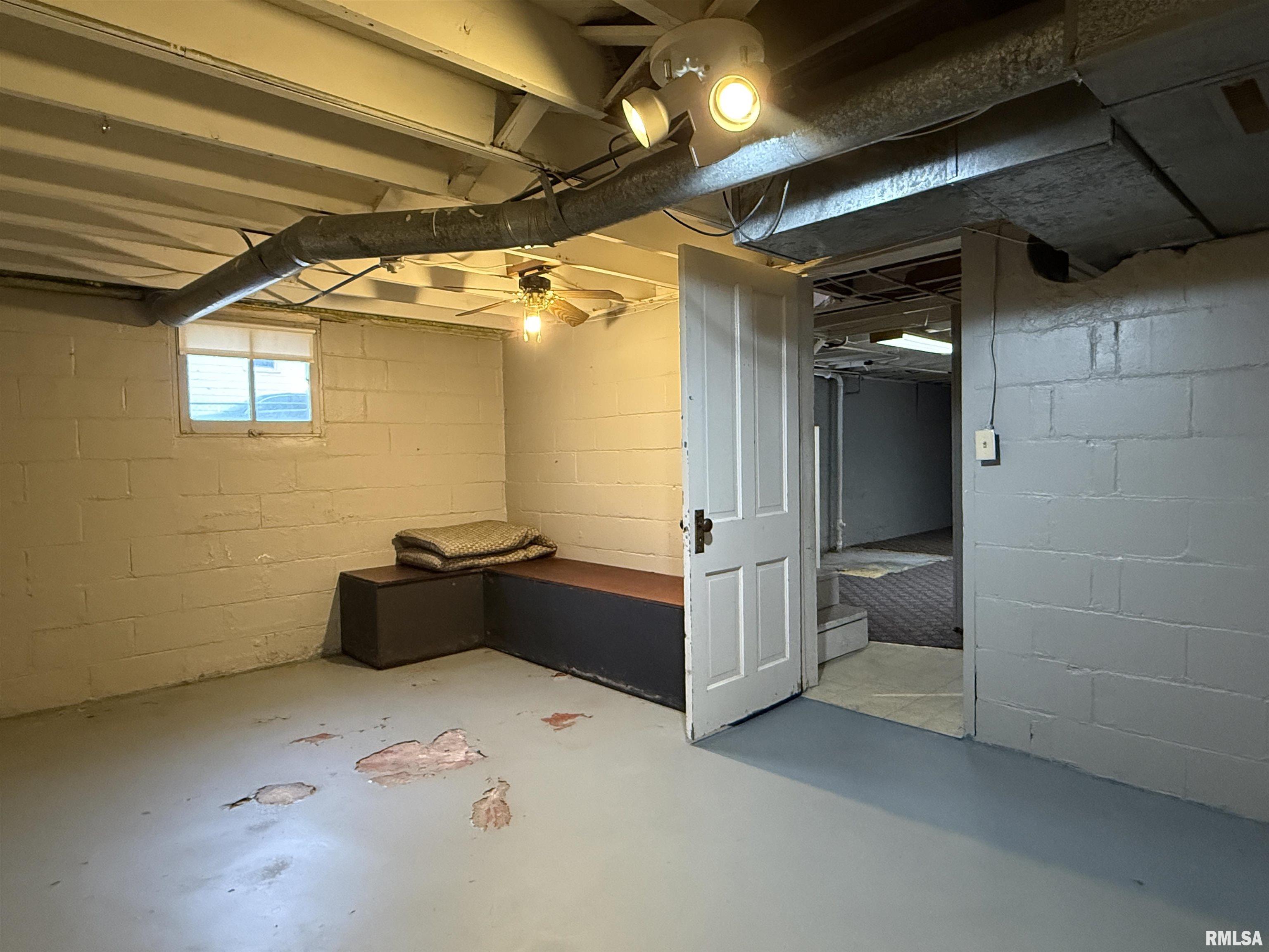 3011 North Delaware Street Peoria, IL 61603 - Photo 29 of 41