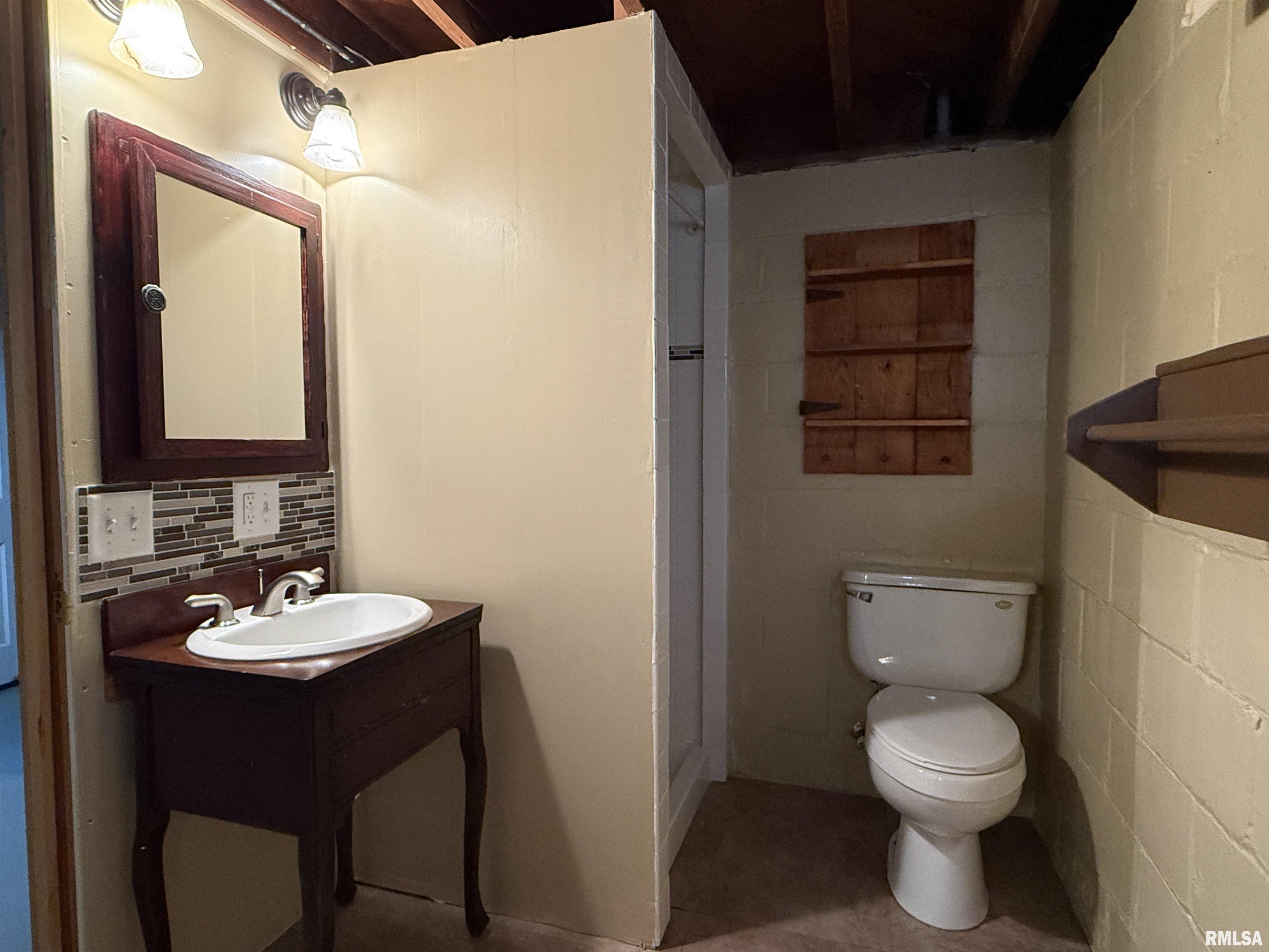 3011 North Delaware Street Peoria, IL 61603 - Photo 32 of 41