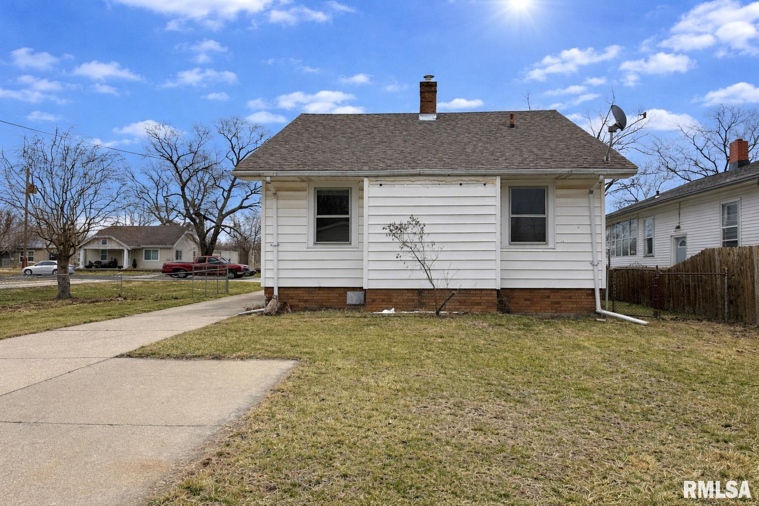 3011 North Delaware Street Peoria, IL 61603 - Photo 37 of 41