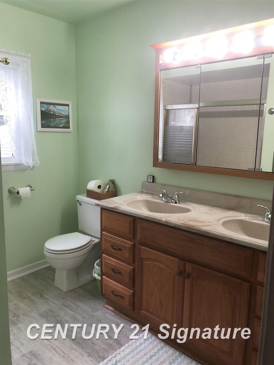 6062 Lake Road Millington, MI 48746 - Photo 9 of 31