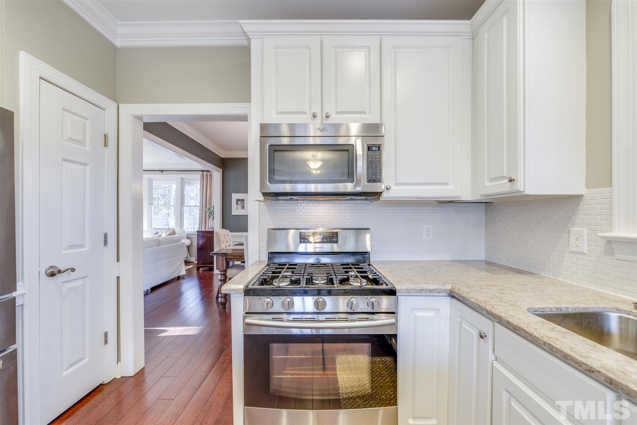 2004 Dobson Court Raleigh, NC 27612 - Photo 8 of 22