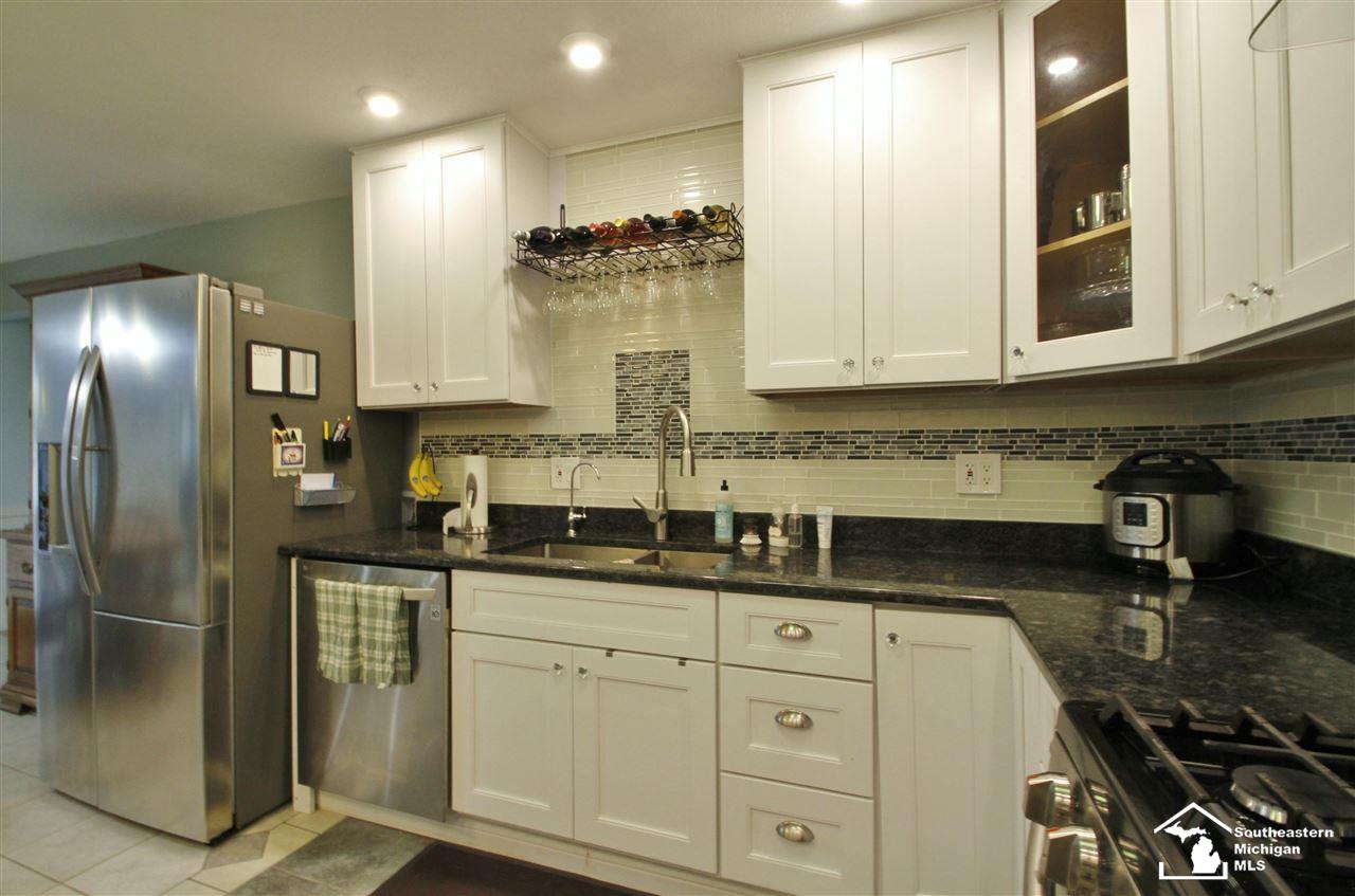 10338 Cedarcrest Road Whitmore Lake, MI 48189 - Photo 26 of 63