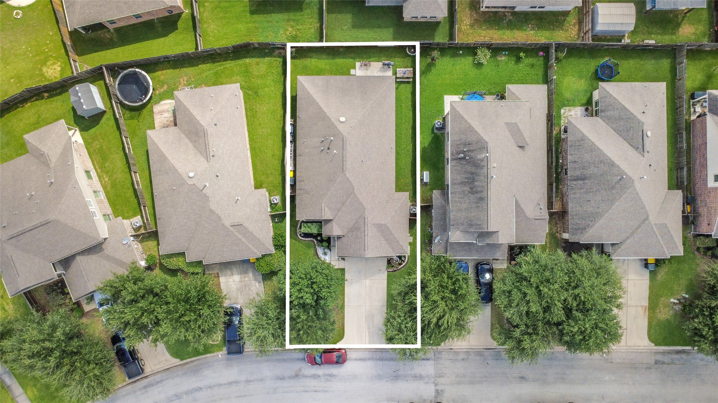 652 Maple Point Drive East Conroe, TX 77301 - Photo 32 of 35