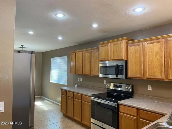$1,725 | 1847 West Desert Seasons Drive, San Tan Valley, AZ 85144