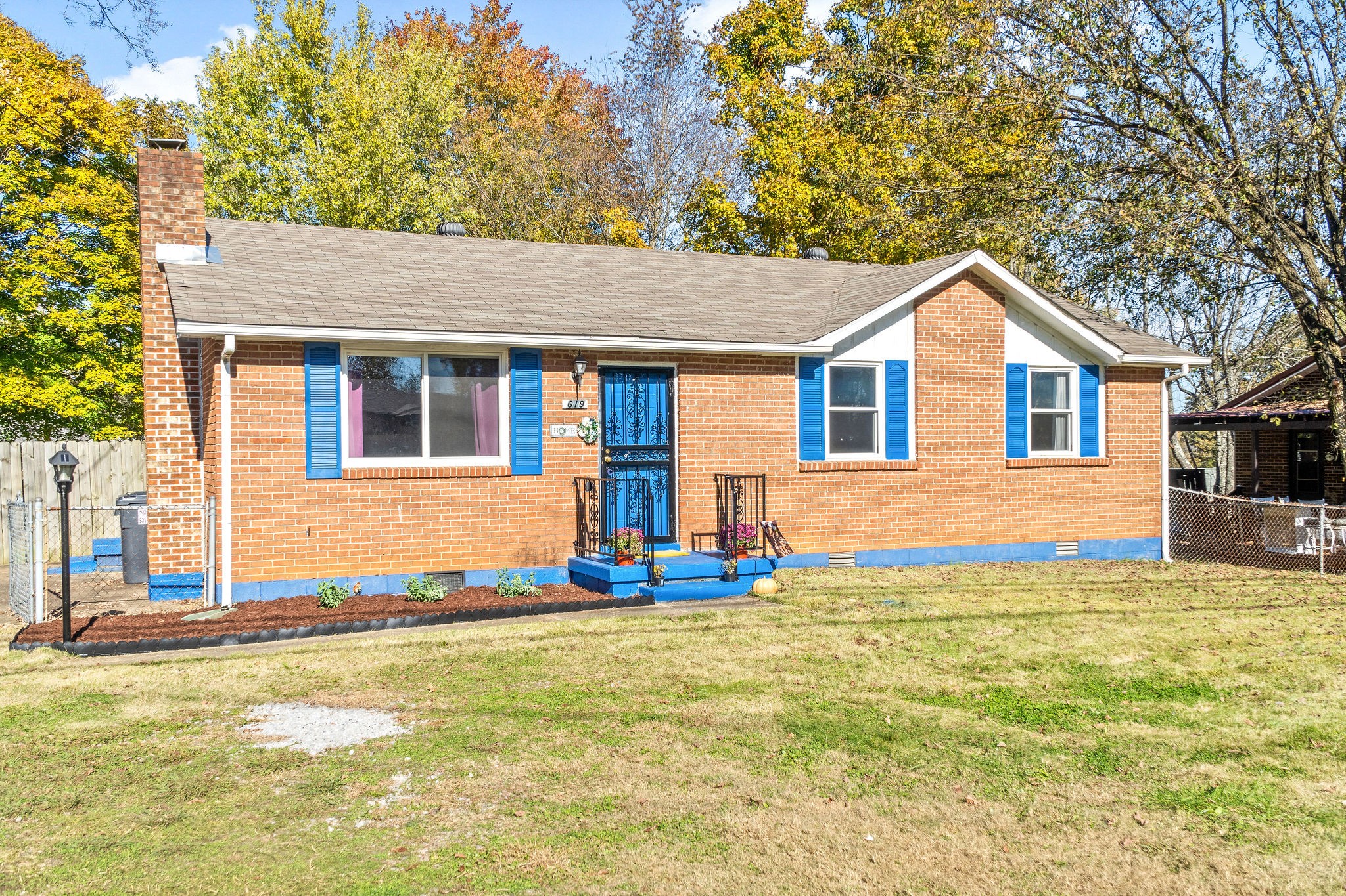 619 Lafayette Road Clarksville, TN 37042 - Photo 3 of 31 Gallery Image 3