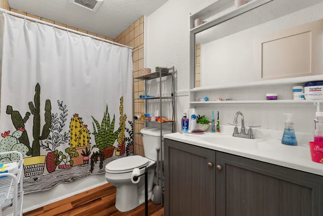 $299,000 | 1420 9th Street, Monroe, WI 53566