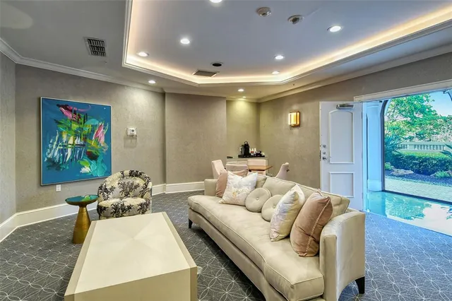 $3,450,000 | 435 L Ambiance Drive, Unit J704, Longboat Key, FL 34228