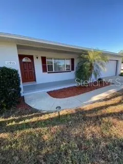 $1,700 | 11910 Sunset Drive, Tavares, FL 32778