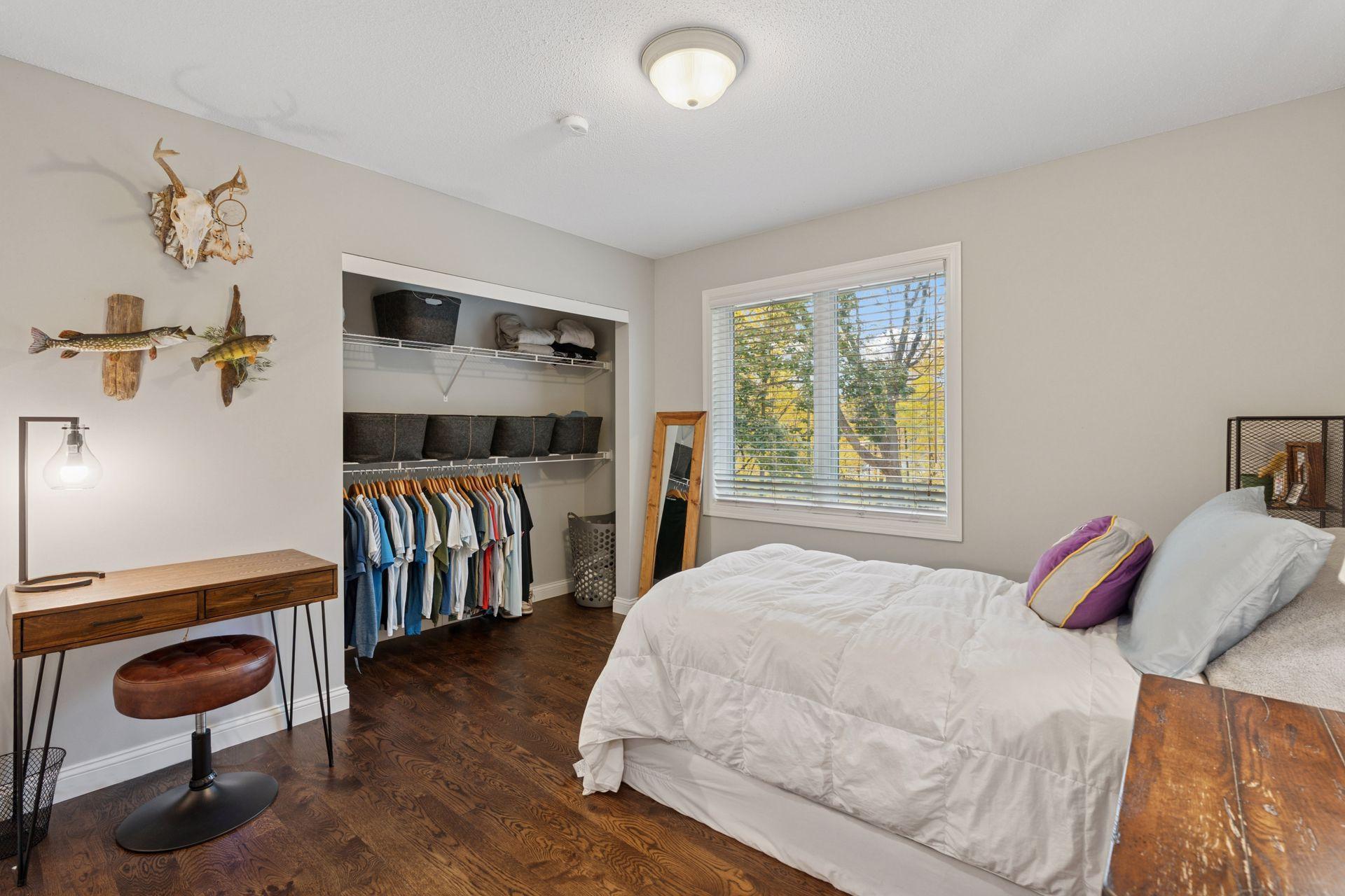 4015 East Valley Road Deephaven, MN 55391 - Photo 12 of 23 Gallery Image 12
