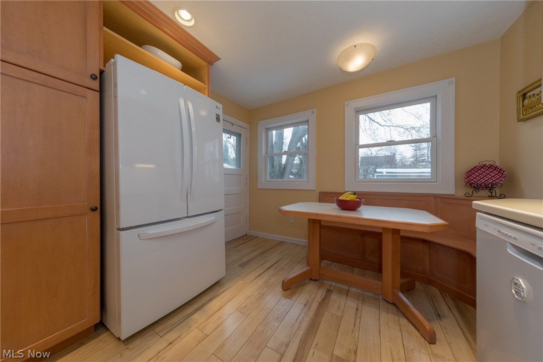 3996 Rosemond Road Cleveland Heights, OH 44121 - Photo 10 of 29 The informal dining area of the Kitchen with convenient built-in banquette with under-seat storage bins