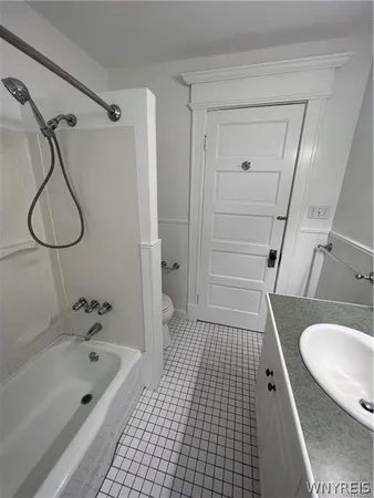 $1,700 | 543 Potomac Avenue, Buffalo, NY 14222