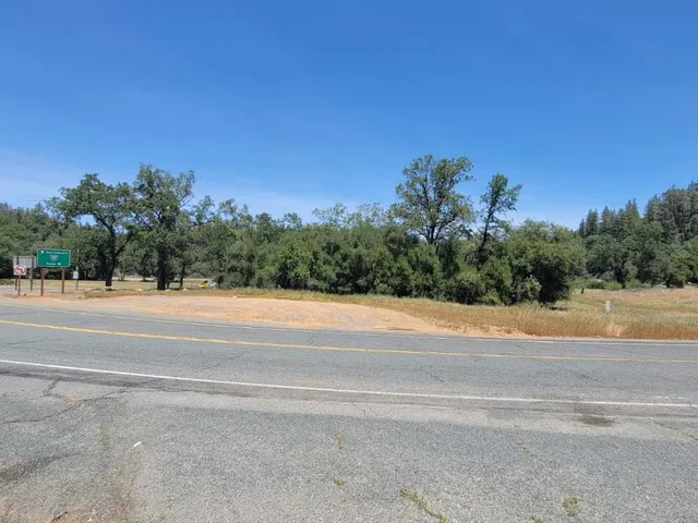 a view of a terrace view