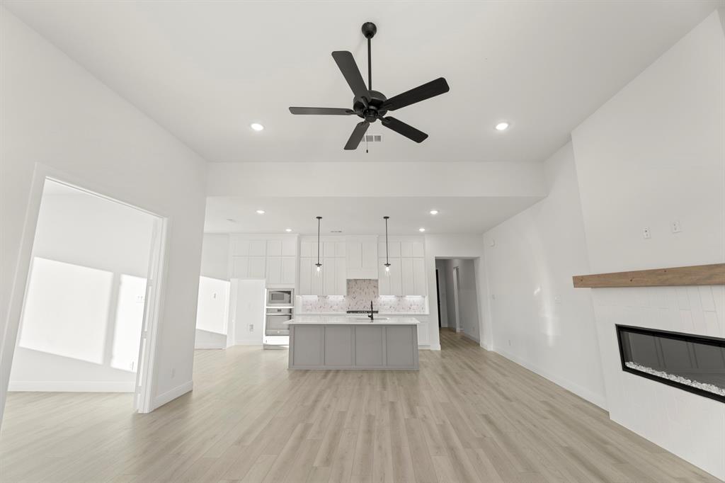 1034 Bingham Way Forney, TX 75126 - Photo 18 of 39 17_1034 Bingham - Family (4)