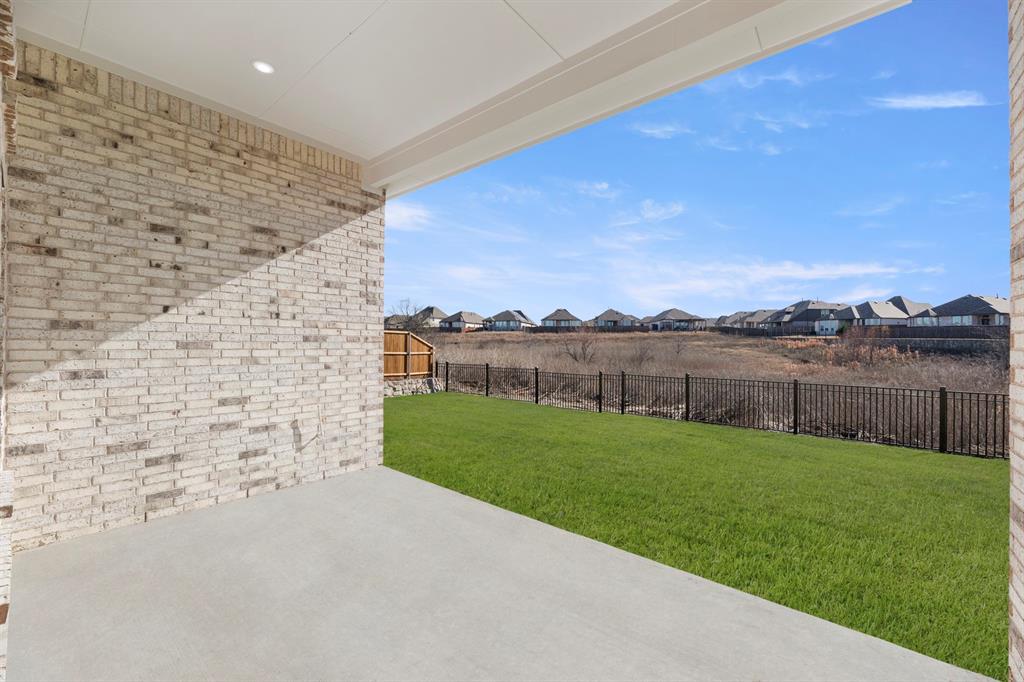 1034 Bingham Way Forney, TX 75126 - Photo 29 of 39 28_24_25. 1034 Bimgham - Patio