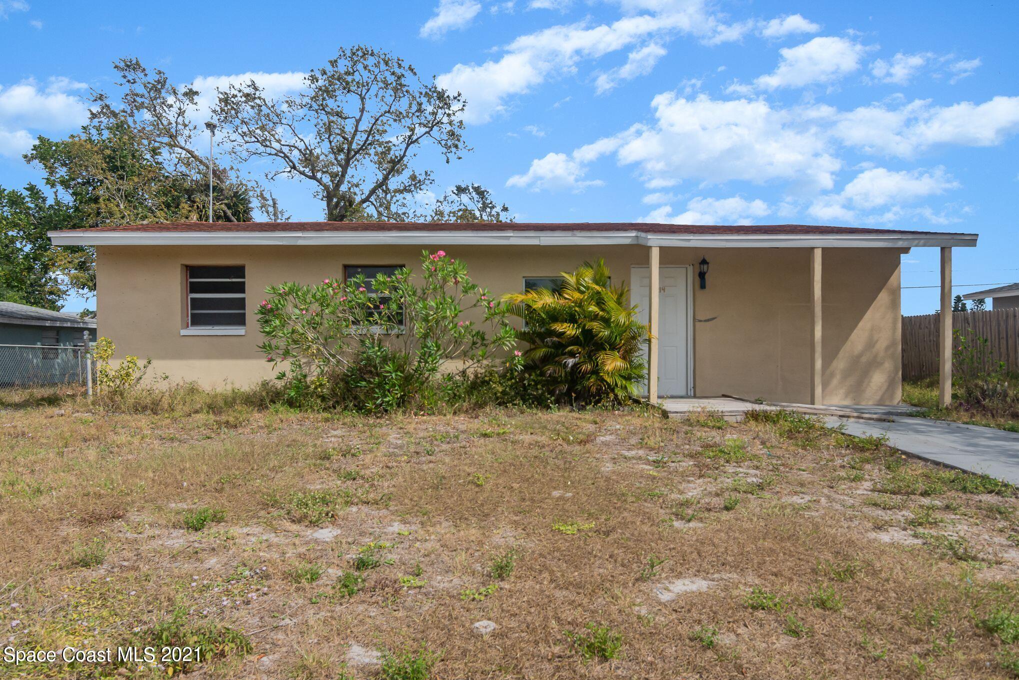2214 Warwick Road Melbourne, FL 32935 - Photo 2 of 24 Front
