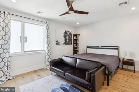 $699,900 | 1305 North 27th Street, Unit 5, Philadelphia, PA 19121