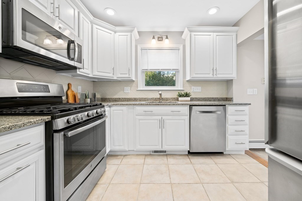 19 Cypress Road Milton, MA 02186 - Photo 5 of 23 Gallery Image 5