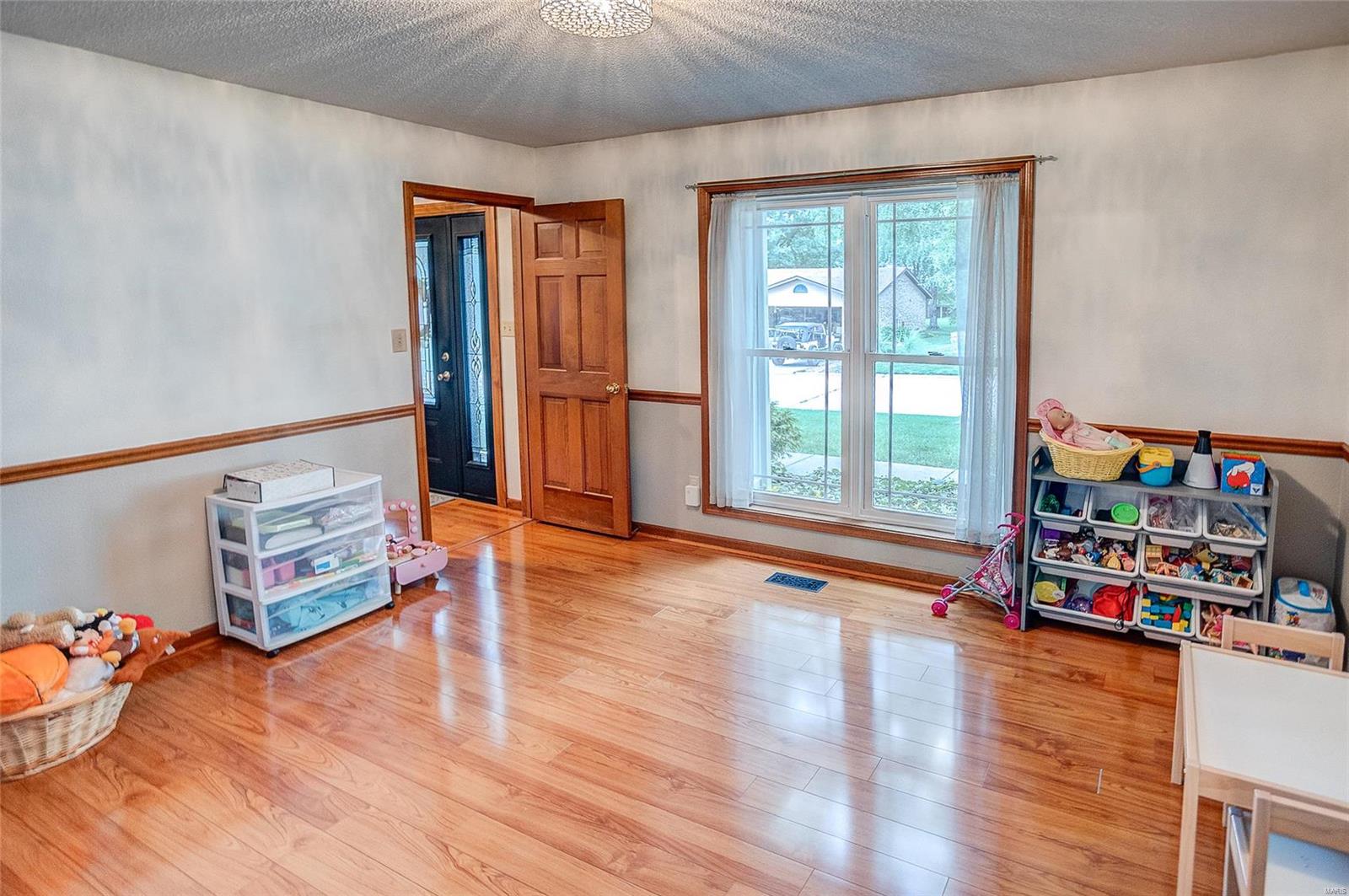 420 Springwood Drive Belleville, IL 62220 - Photo 12 of 55