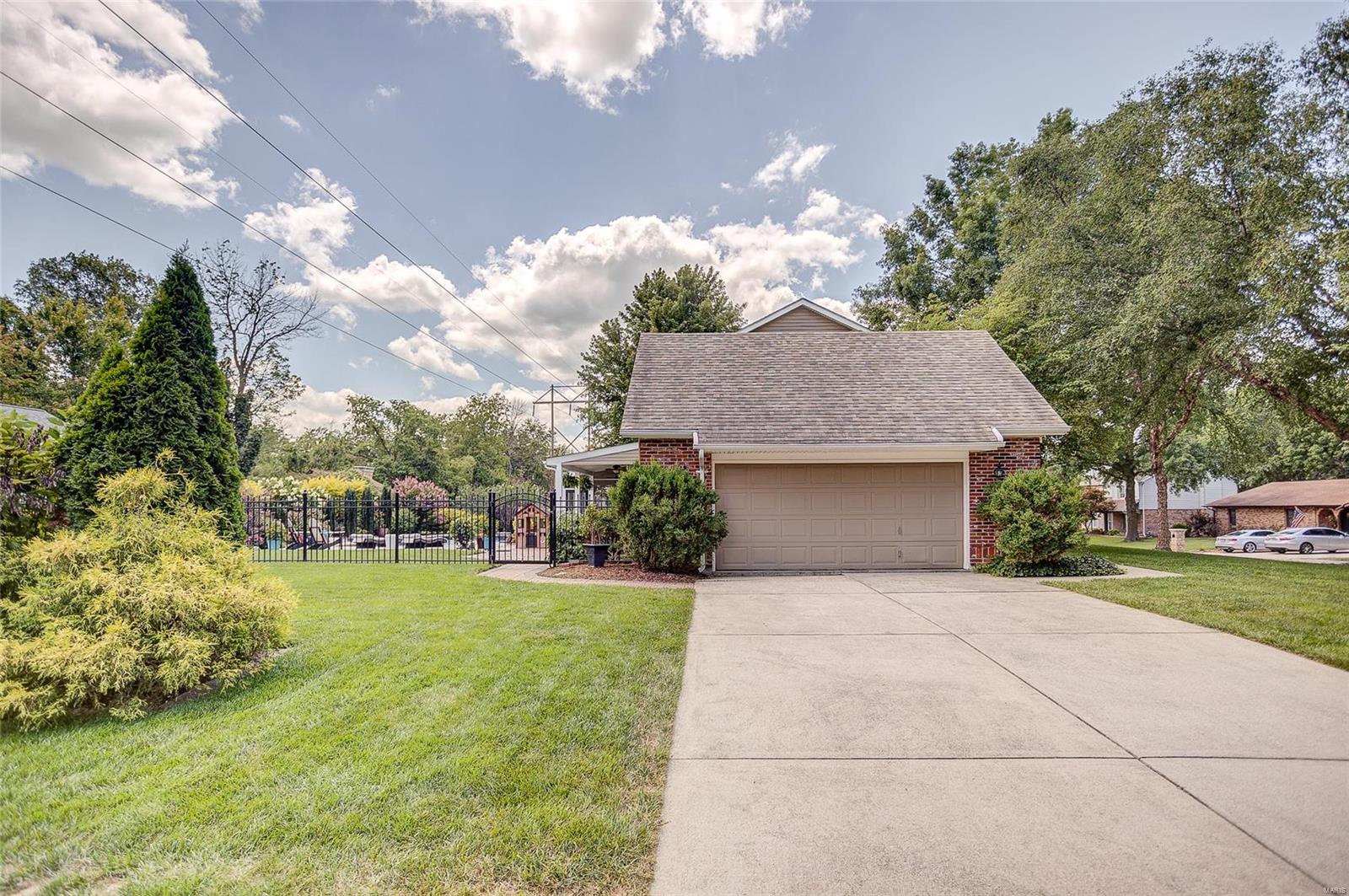 420 Springwood Drive Belleville, IL 62220 - Photo 51 of 55