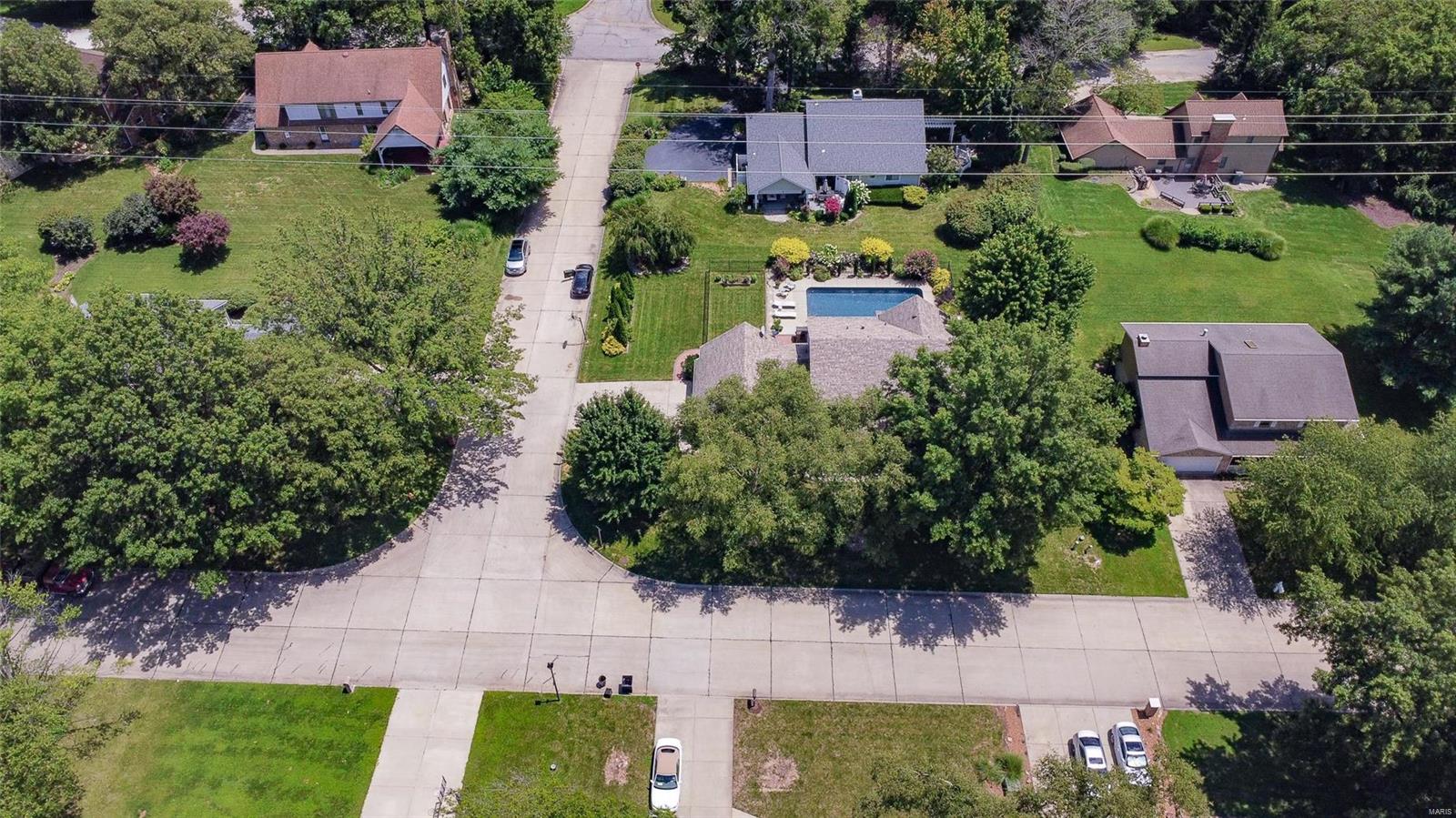 420 Springwood Drive Belleville, IL 62220 - Photo 53 of 55
