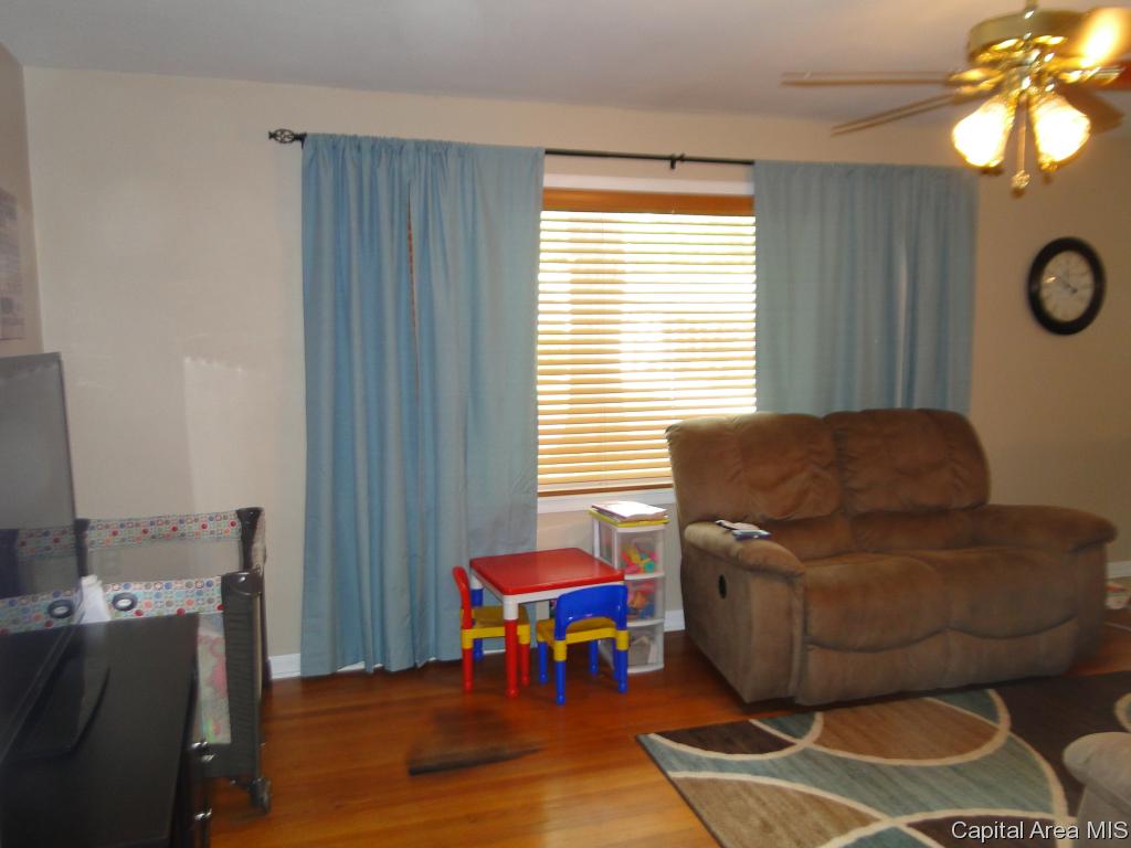 1936 East Hood Street Springfield, IL 62703 - Photo 8 of 23 Gallery Image 8