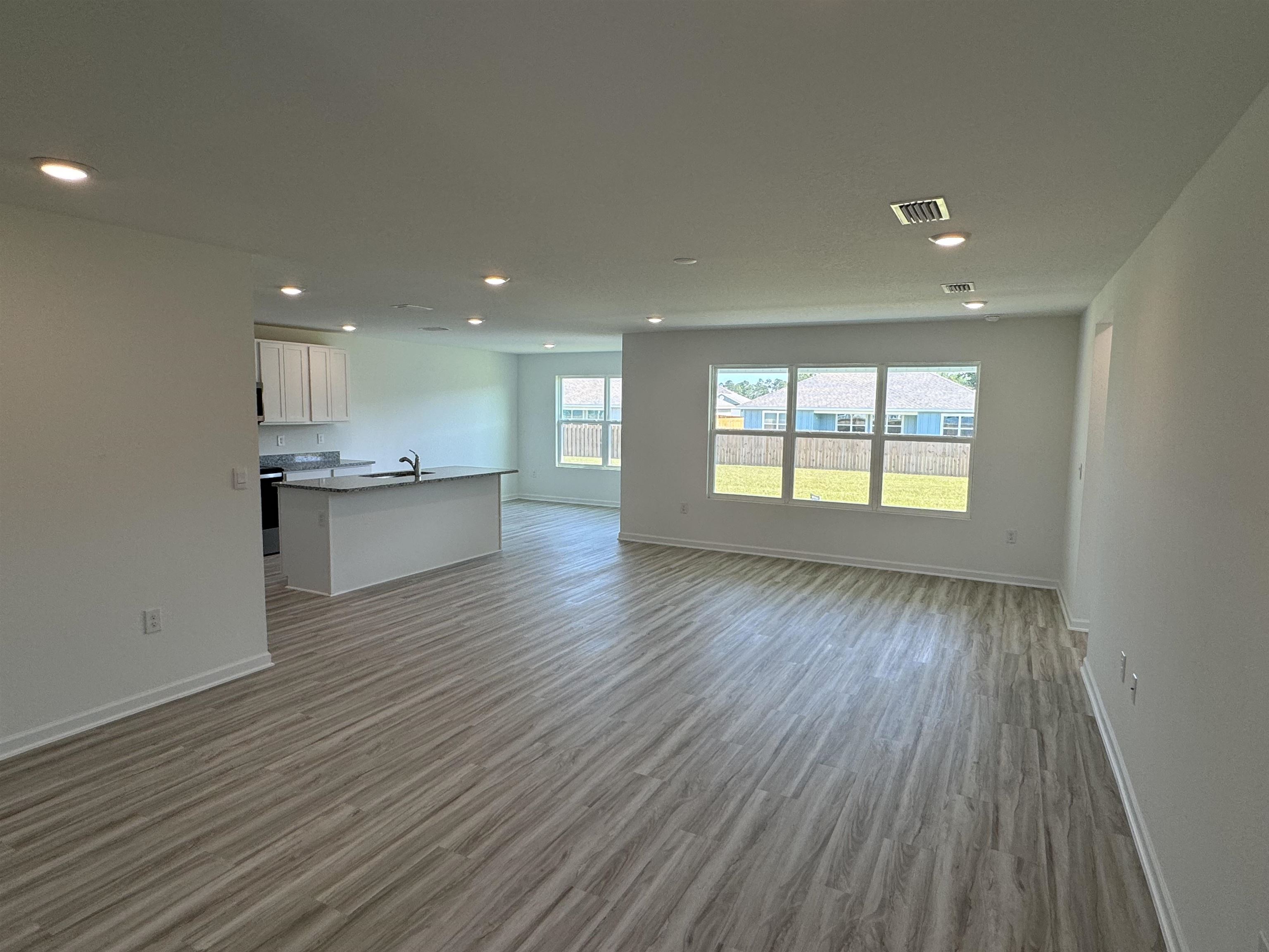 8818 Sea Star Circle Foley, AL 36535 - Photo 2 of 70 Living Room