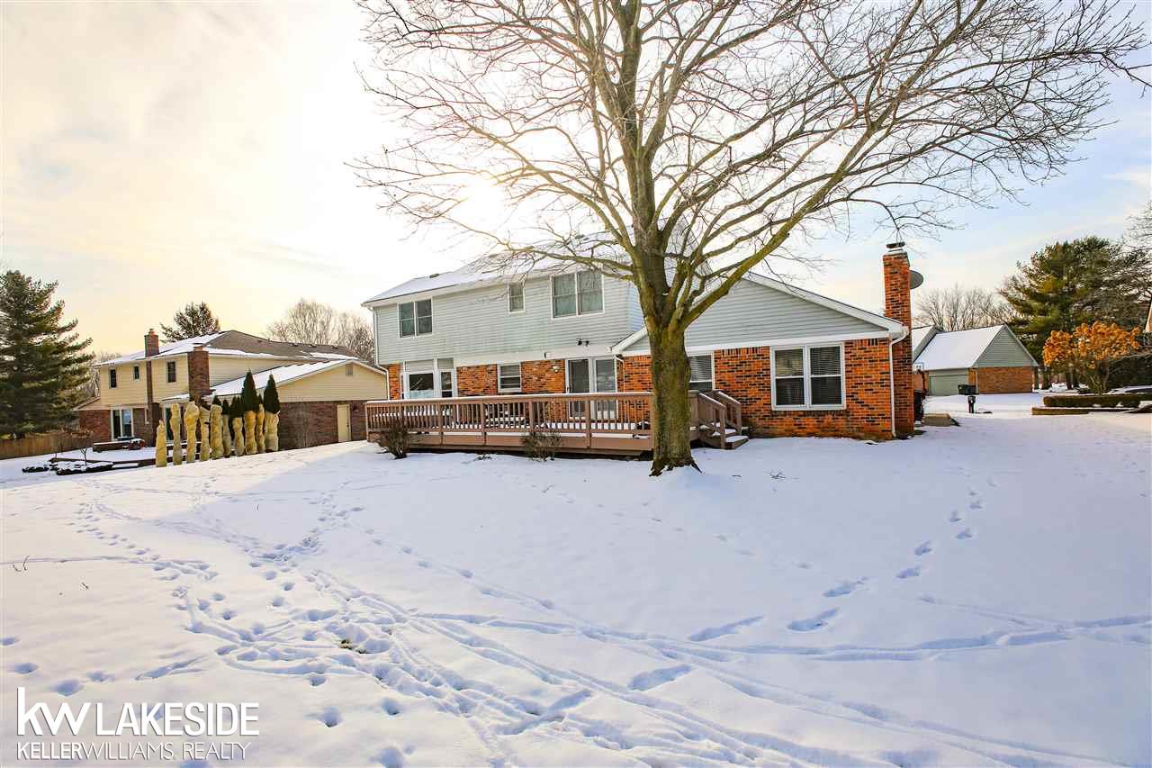 1494 Royal Crescent Street Rochester, MI 48306 - Photo 32 of 37 50065452-31.JPG