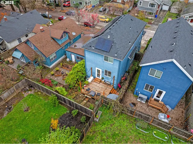 $640,000 | 5406 Northeast Couch Street, Portland, OR 97213