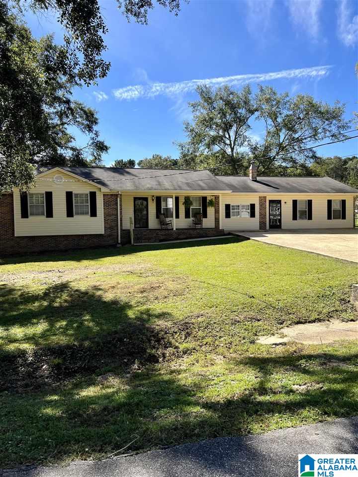 413 Debra Avenue Clanton, AL 35045 - Photo 2 of 26