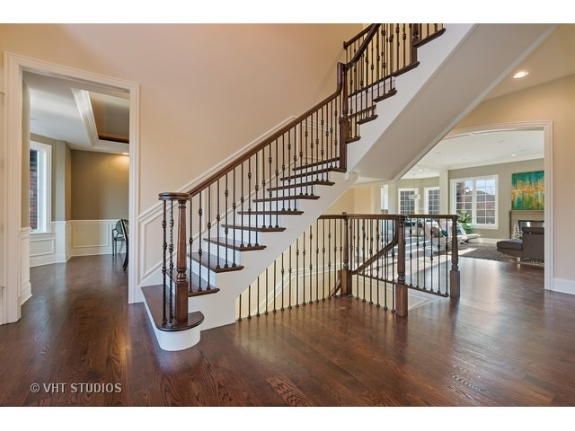 1949 Beechnut Road Northbrook, IL 60062 - Photo 2 of 25 a view of entryway and hall with wooden floor