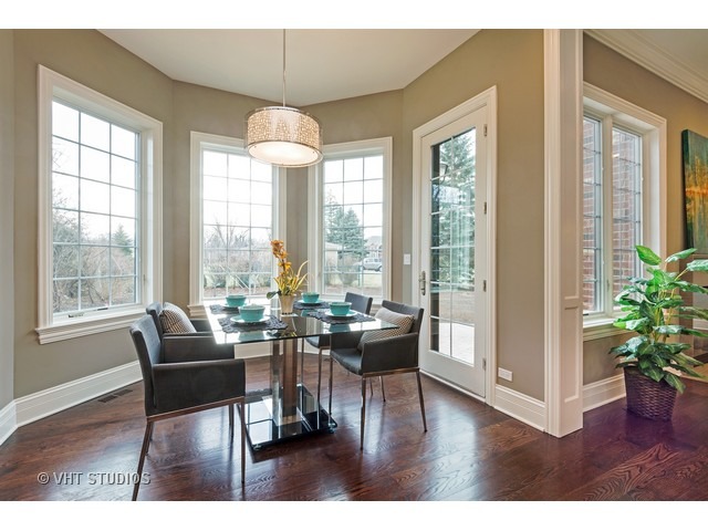 1949 Beechnut Road Northbrook, IL 60062 - Photo 9 of 25 a living room with furniture and a large window