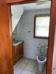 138 Crandall Road Tiverton, RI 02878 - Photo 5 of 7 Bathroom