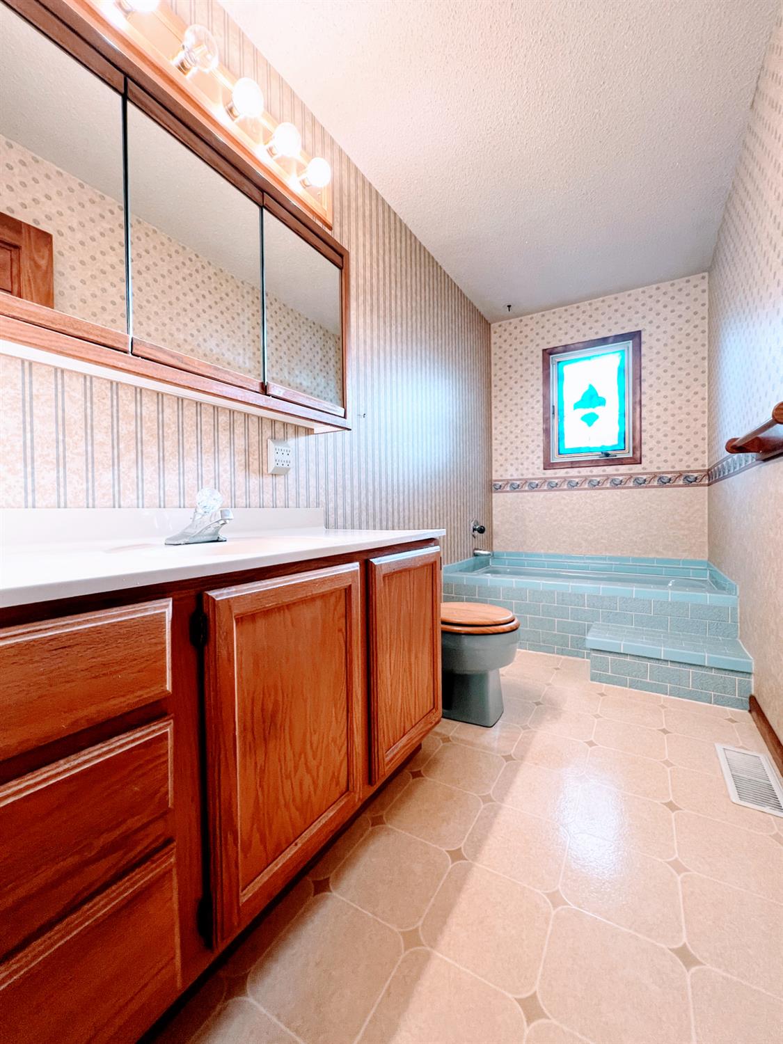 8148 Pea Ridge Road Brookville, IN 47012 - Photo 15 of 38