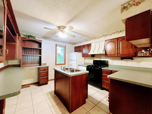 $360,000 | 8148 Pea Ridge Road, Brookville, IN 47012